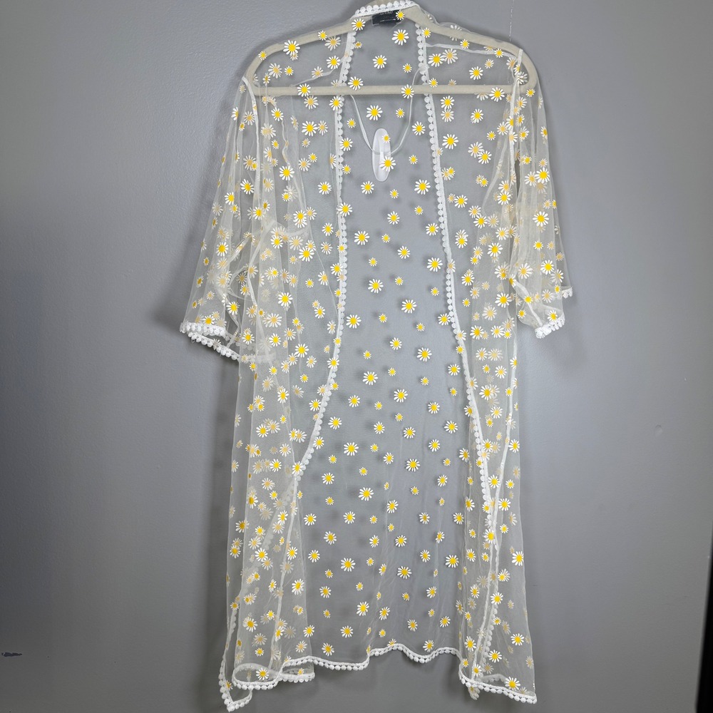 David and Young Daisy Floral Mesh Kimono Cardigan White Sheer Pom Pom FST07813D - Picture 3 of 8